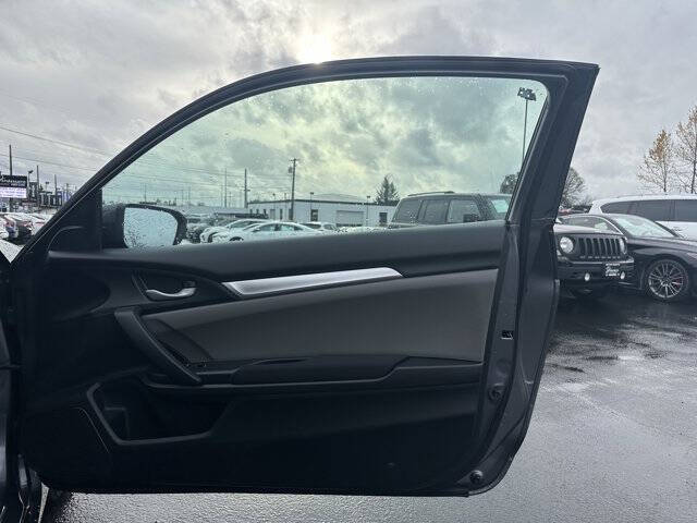 2016 Honda Civic LX-P