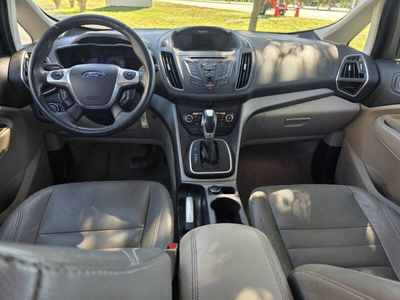 2013 Ford C-MAX Hybrid SE