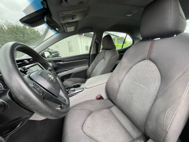 2018 Toyota Camry LE