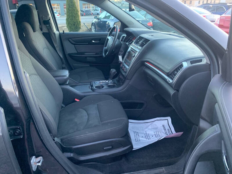 2016 GMC Acadia SLE-2