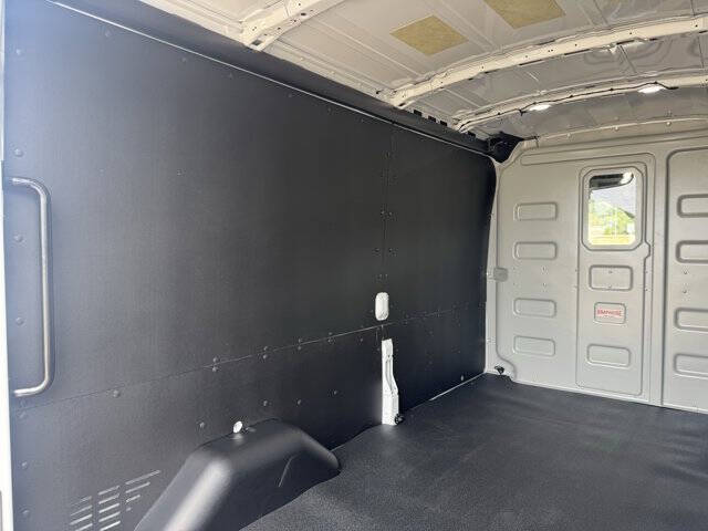 2025 Ford Transit 250