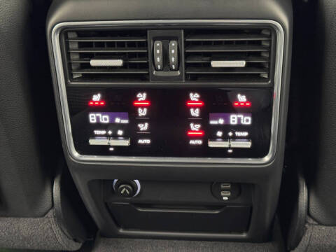 2022 Porsche Cayenne Turbo S E-Hybrid Coupe