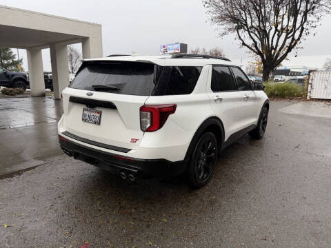 2024 Ford Explorer ST