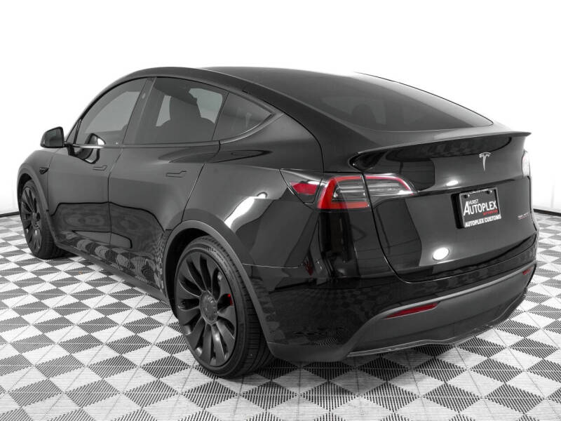 2024 Tesla Model Y Performance