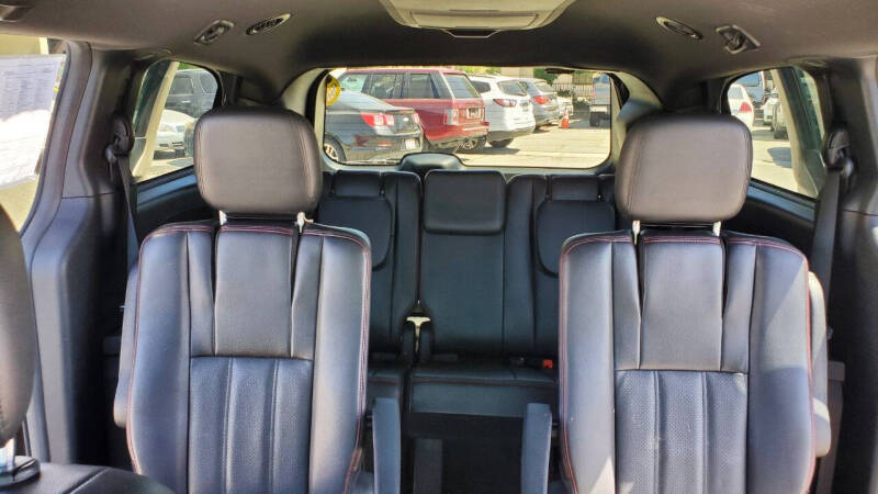 2014 Dodge Grand Caravan R/T