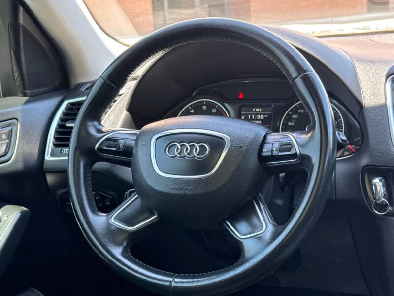 2016 Audi Q5 2.0T quattro Premium