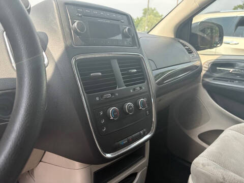 2014 Dodge Grand Caravan SE