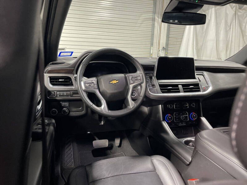 2024 Chevrolet Suburban LT