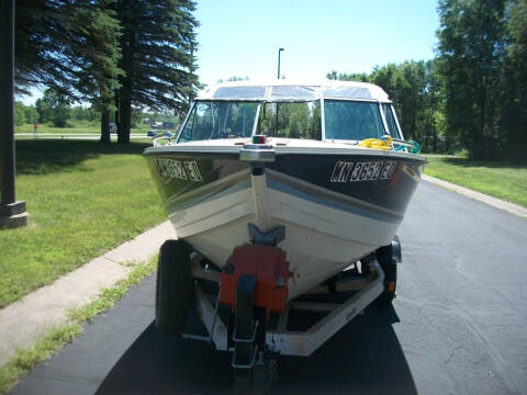 1983 Crestliner NORDIC