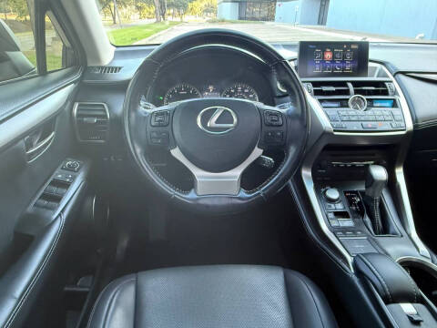2017 Lexus NX 200t