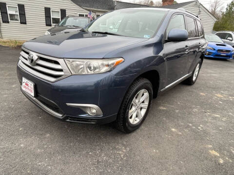 2013 Toyota Highlander for sale at MBL Auto & TRUCKS in Woodford VA