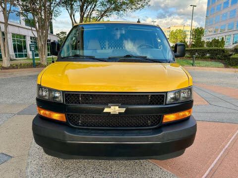 2022 Chevrolet Express 2500
