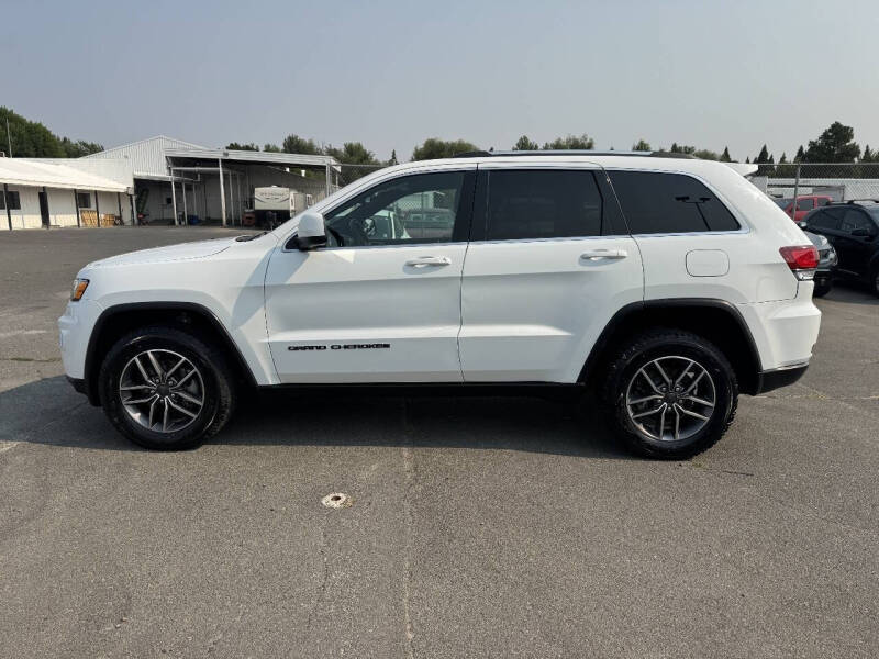 2020 Jeep Grand Cherokee Laredo E
