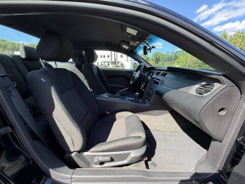 2014 Ford Mustang V6