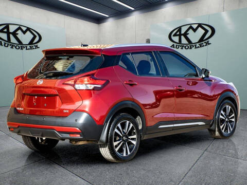 2020 Nissan Kicks SR