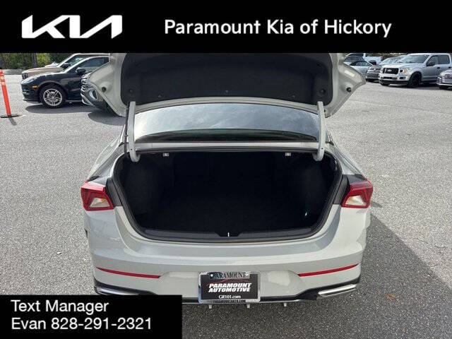 2023 Kia K5