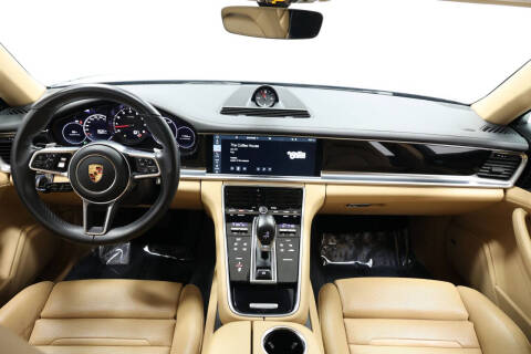 2018 Porsche Panamera