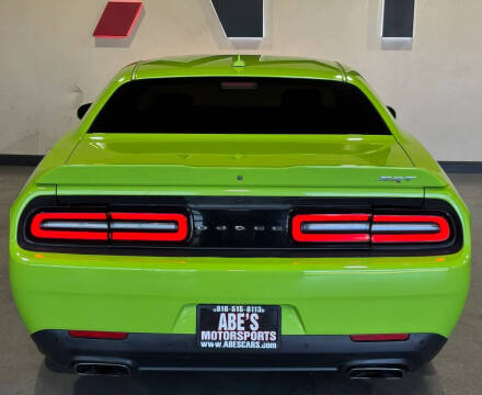 2015 Dodge Challenger SRT 392