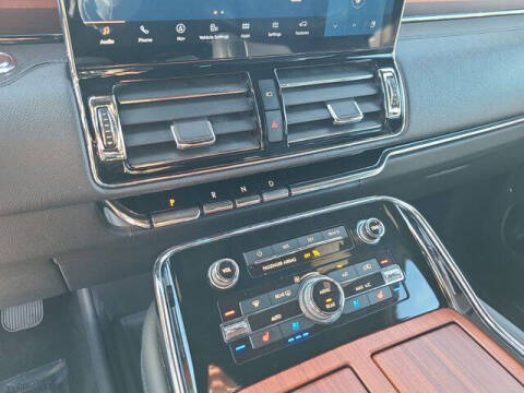 2024 Lincoln Navigator Premiere