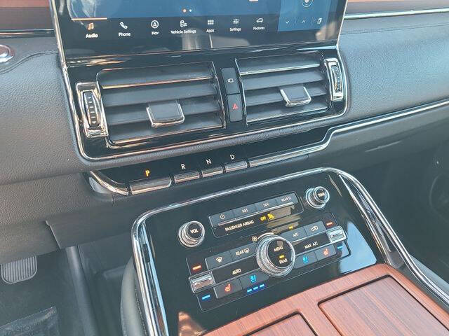 2024 Lincoln Navigator Premiere