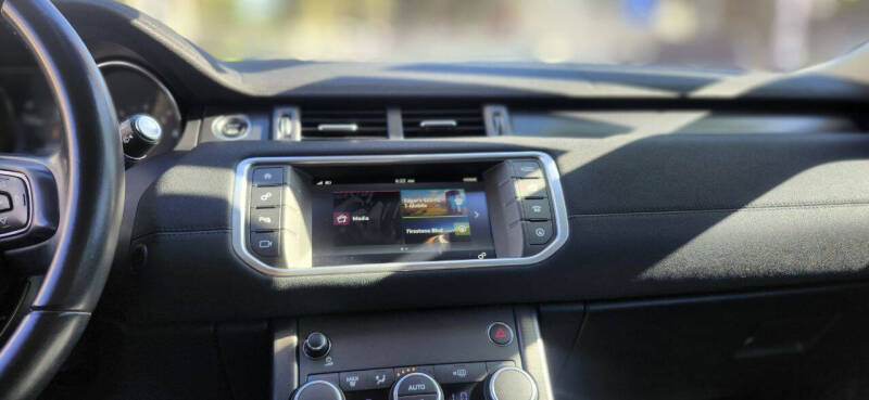 2019 Land Rover Range Rover Evoque SE