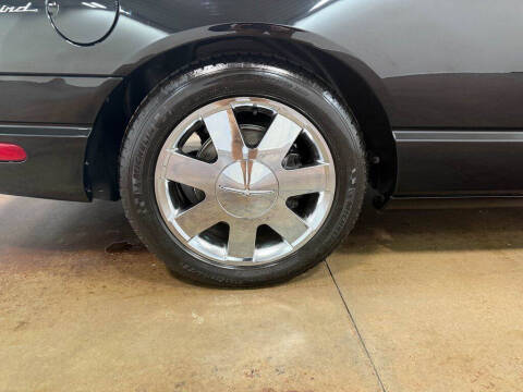 2002 Ford Thunderbird Deluxe