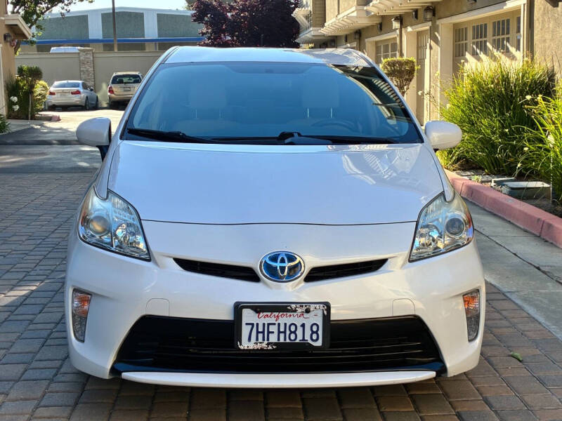 2014 Toyota Prius Three
