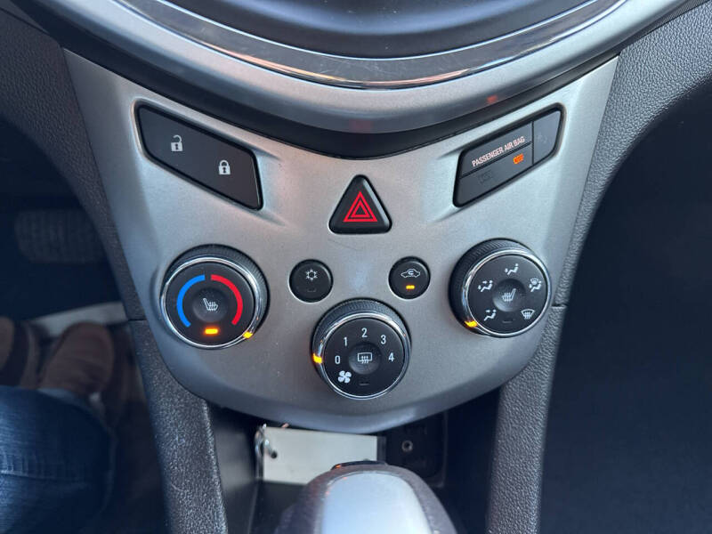 2018 Chevrolet Sonic LT Auto