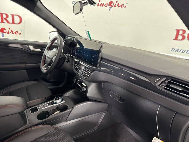 2026 Ford Escape Hybrid ST-Line Select