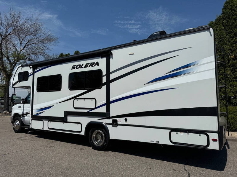 2022 Ford E-Series E-450 SD