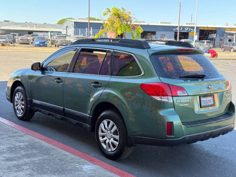 2013 Subaru Outback 2.5i