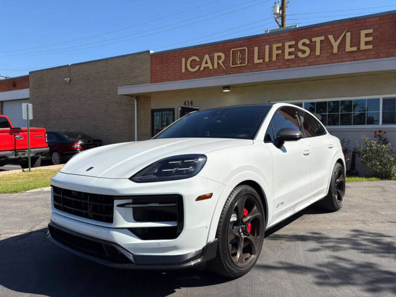 2025 Porsche Cayenne GTS Coupe