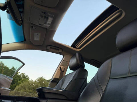 2014 Toyota Avalon XLE