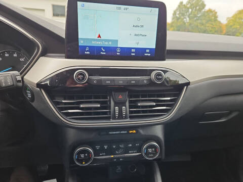 2021 Ford Escape Hybrid SE