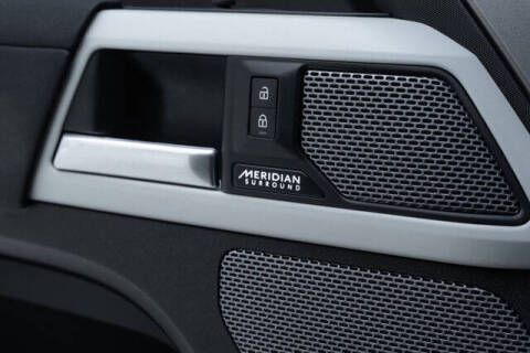 2023 Land Rover Defender 90 X-Dynamic SE