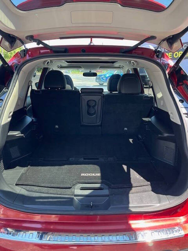 2016 Nissan Rogue SL