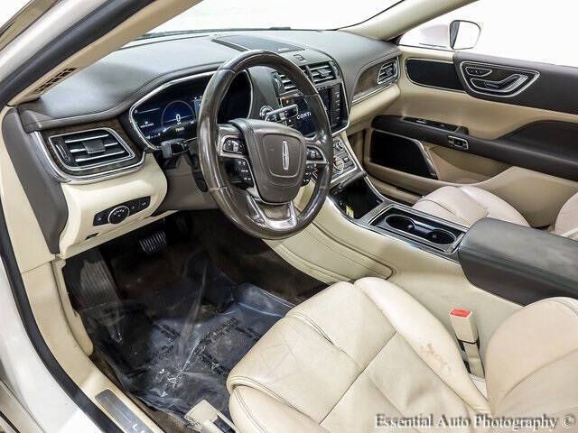 2017 Lincoln Continental Select