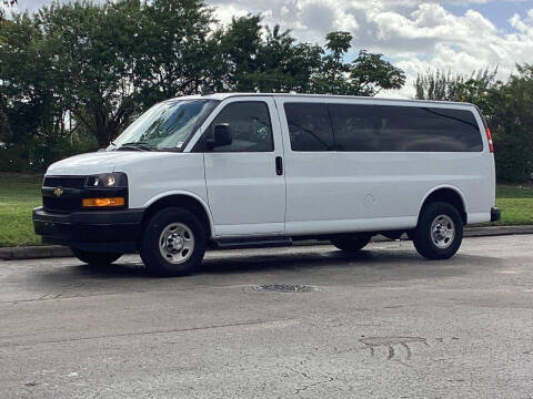 2023 Chevrolet Express LS 3500