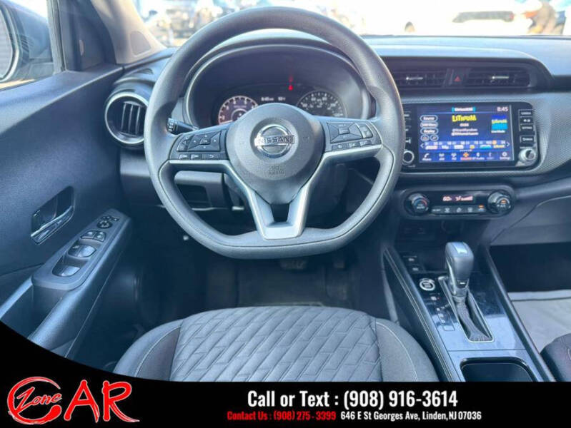 2021 Nissan Kicks SV