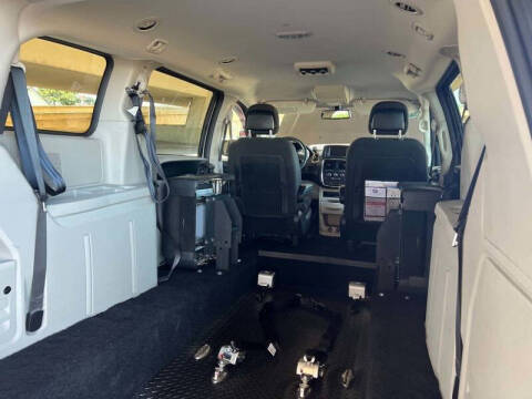 2020 Dodge Grand Caravan SE