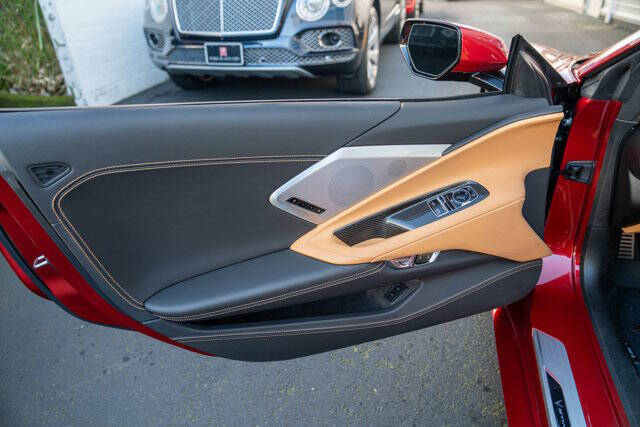 2021 Chevrolet Corvette 13