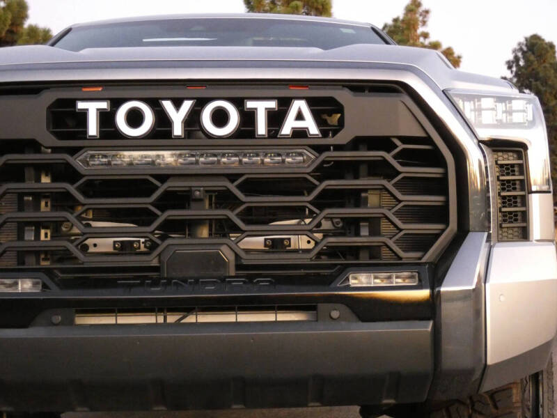 2024 Toyota Tundra Platinum HV