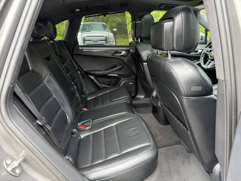 2015 Porsche Macan Turbo