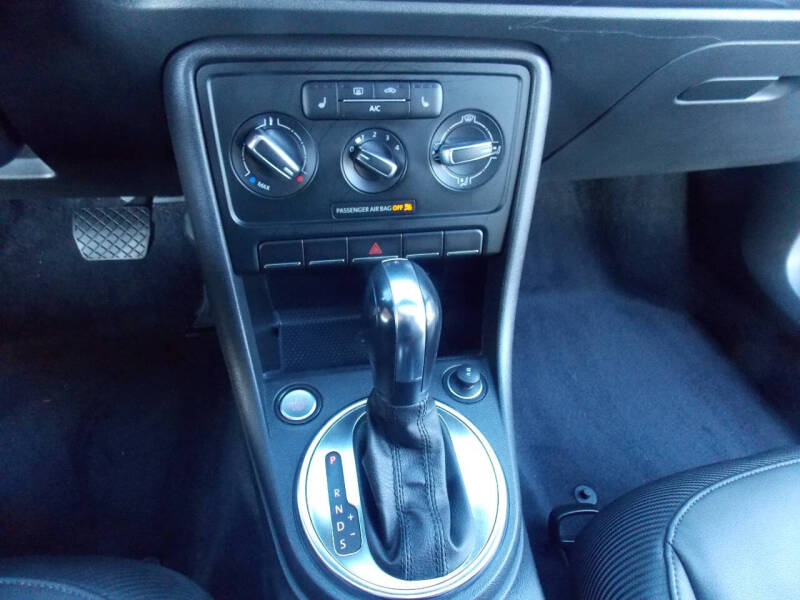 2013 Volkswagen Beetle 2.5L PZEV