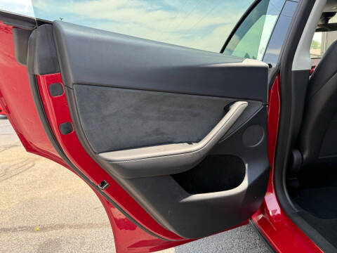 2023 Tesla Model Y Long Range