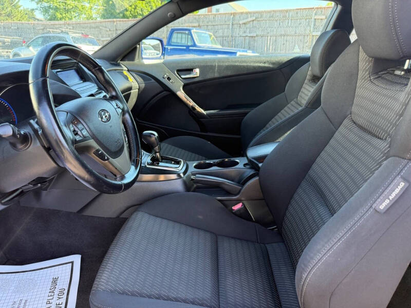 2013 Hyundai Genesis Coupe 2.0T