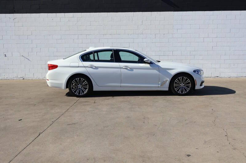 2019 BMW 5 Series 530i