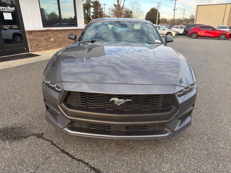 2024 Ford Mustang EcoBoost