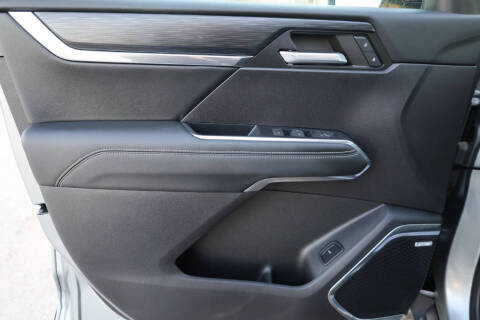 2024 GMC Acadia Elevation