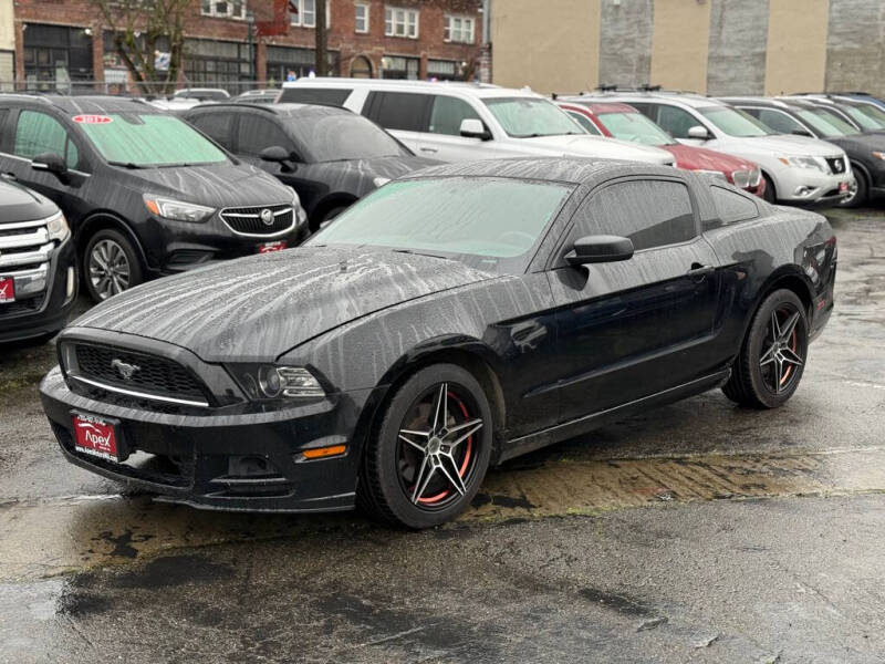 2014 Ford Mustang V6